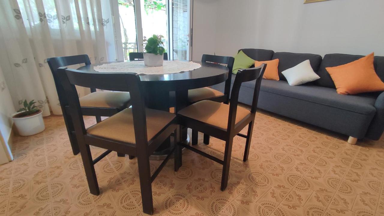 Apartment Tea-1 Donji Okrug  Luaran gambar
